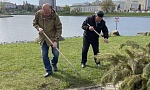 Ветераны- пограничники Минска приняли участие в республиканском субботнике
