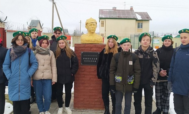 Накануне нового года  школьники из Новополоцка посетили именную заставу «Бигосово»