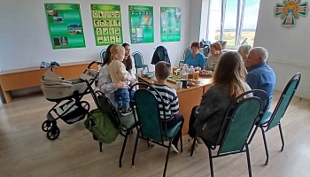На заставе имени Н. Хохлова встретились жены пограничников