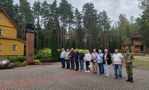 Ветераны-пограничники Минска посетили Музей-усадьбу «Дзержиново»