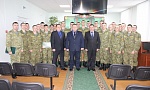 Ветераны-пограничники Мозыря поздравили с новогодними праздниками военнослужащих срочной службы Мозырского погранотряда