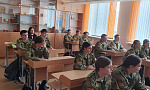 Ветераны-пограничники Пинска провели урок мужества для учащихся военно-патриотического класса пограничной направленности